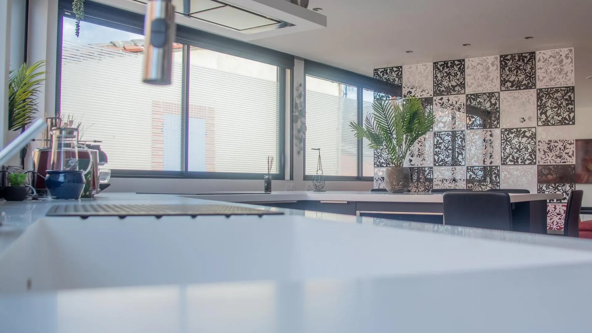 Loft 150 M2 Jacuzzi, Sauna Et Massage Blagnac Frankrig
