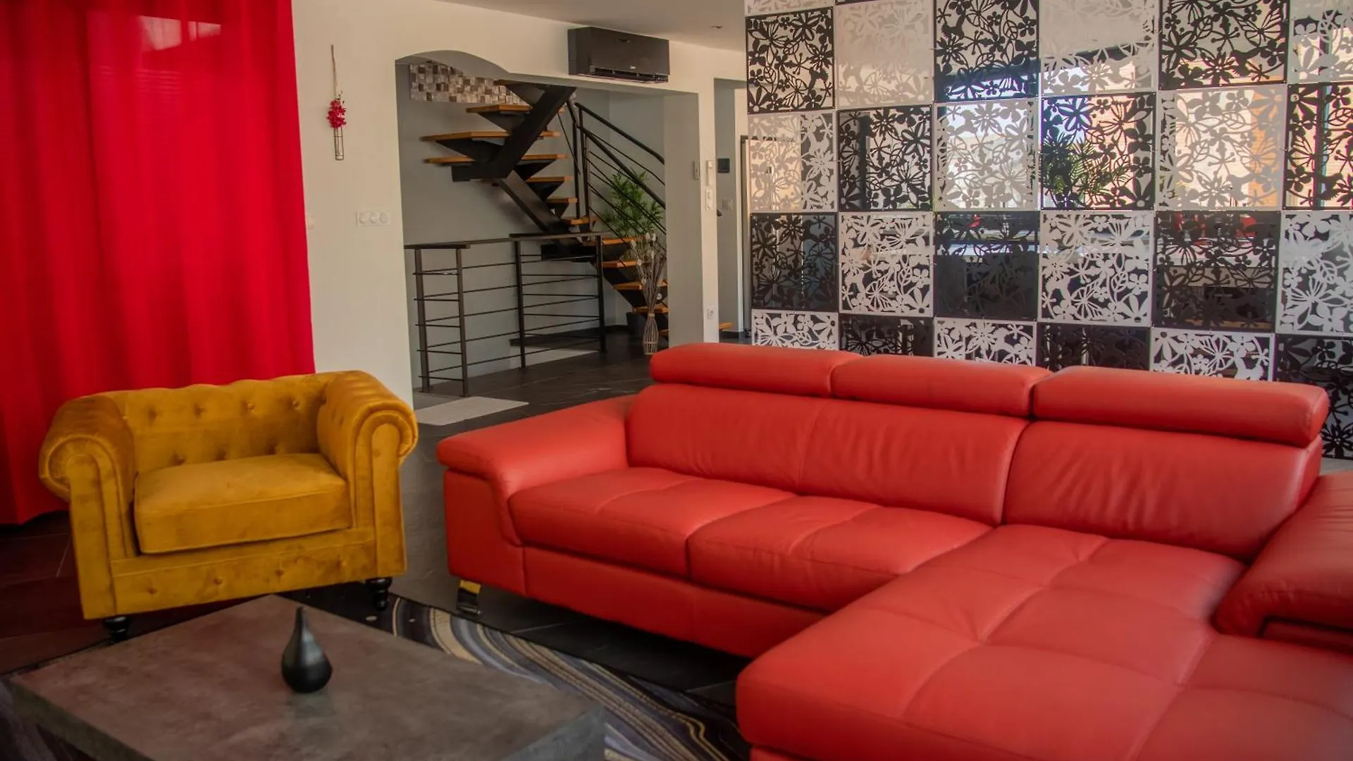 Loft 150 M2 Jacuzzi, Sauna Et Massage Blagnac 0*,